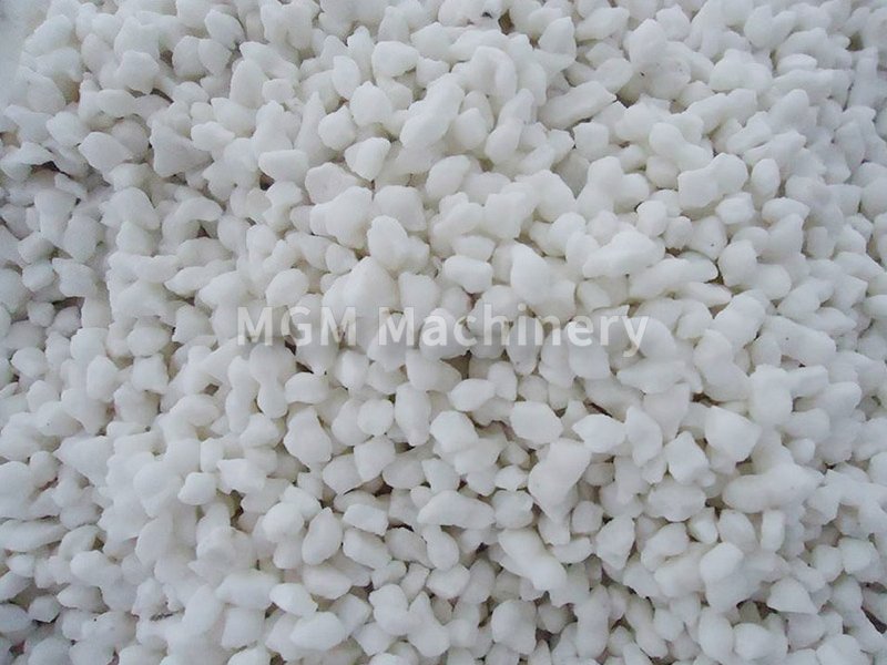Drying of block ammonium sulfate
